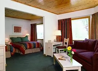 Camel's Garden Hotel 3*