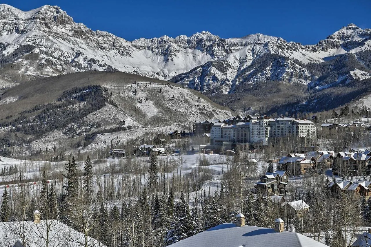 Holiday home Luxurious Ski-inandski-out Mountain Escape Telluride