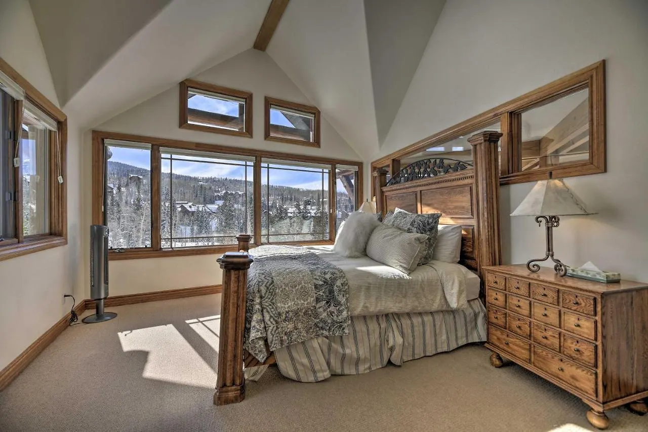 Luxurious Ski-inandski-out Mountain Escape * Telluride
