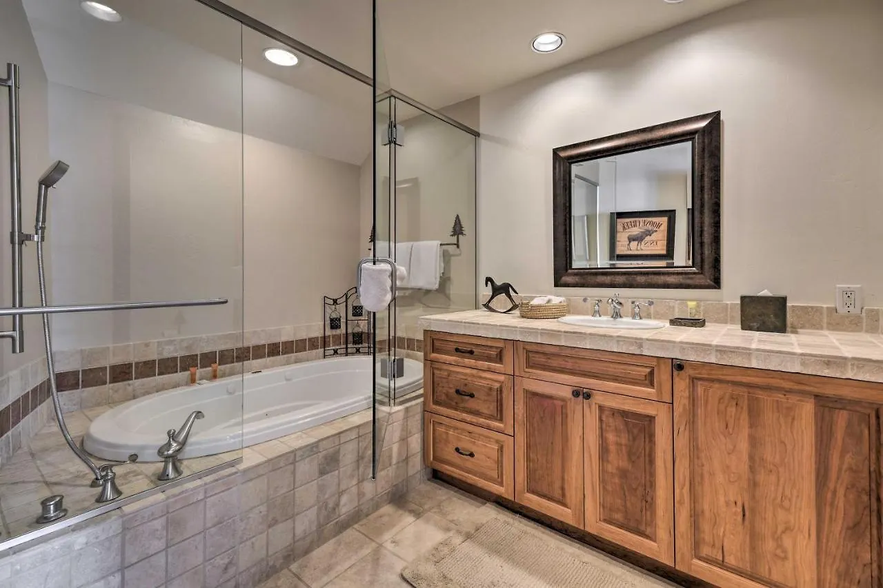 Holiday home Luxurious Ski-inandski-out Mountain Escape Telluride
