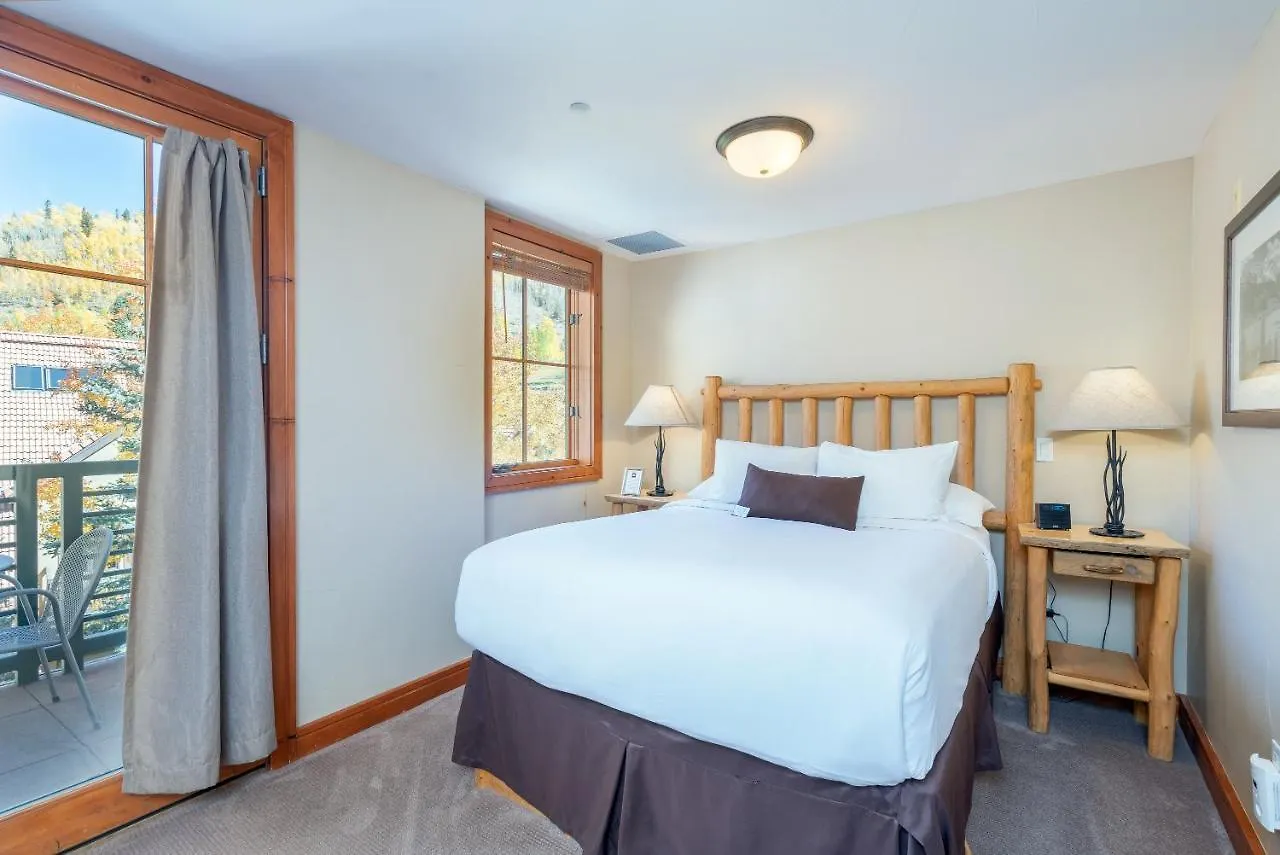 At Lost Creek 4*