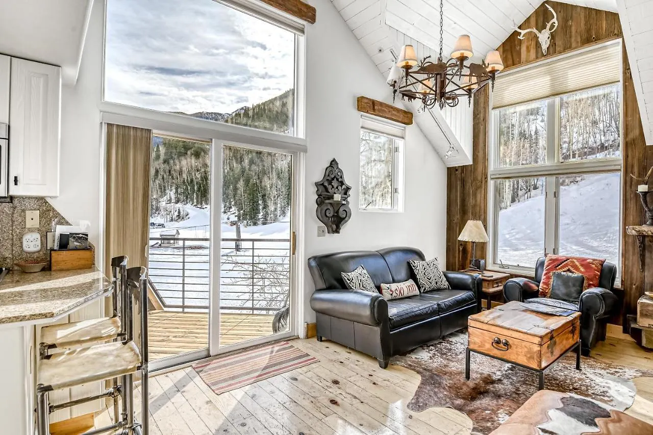 Double Diamond Ski-in/ski-out Apartment *