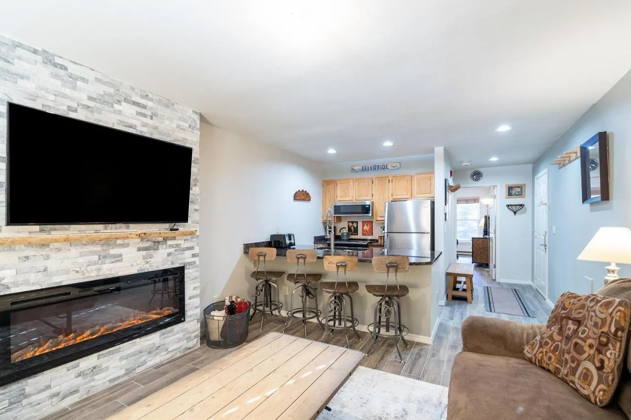 Holiday home Etta Place By Alpine *