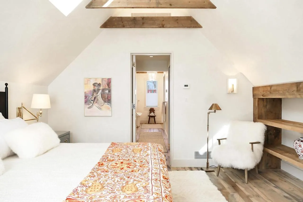Splendid In The Heart Of Town Holiday home *