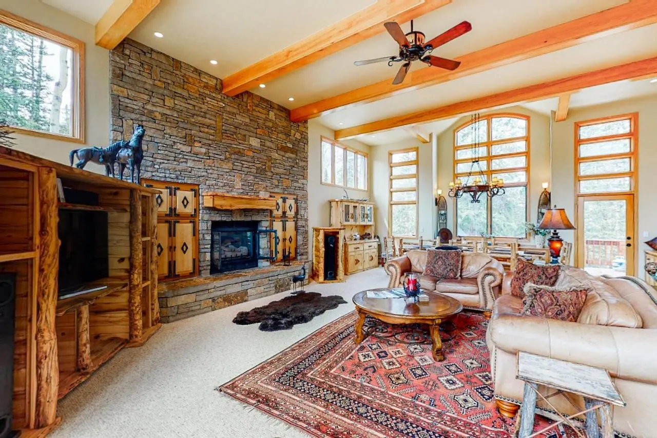 Benchmark 244 - Vista * Telluride