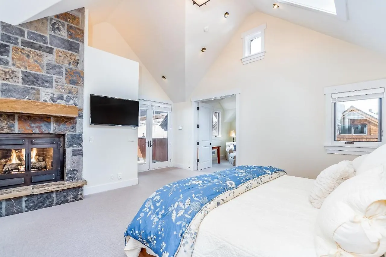 Adams Ranch Rd - 247 Holiday home