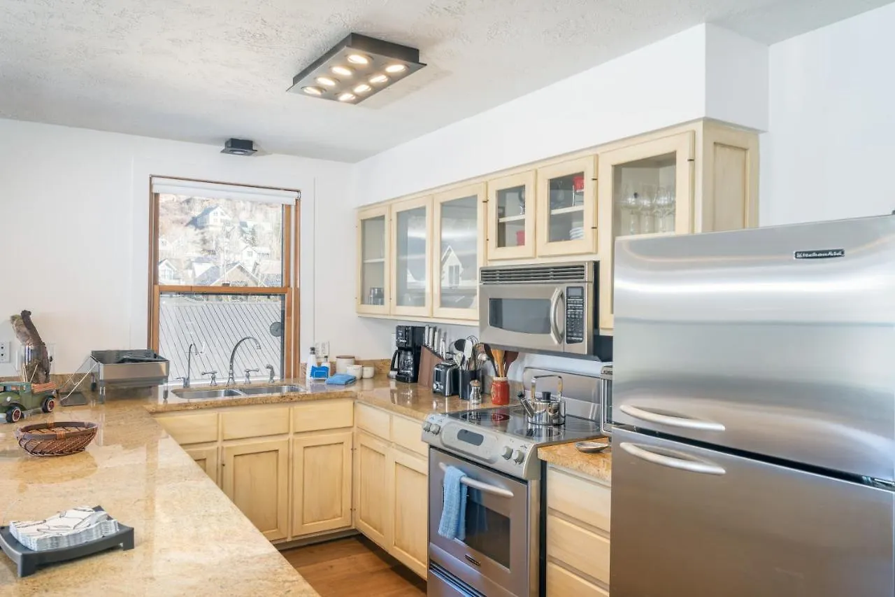 Colorado Ave East 101 - Loft House Apartment *