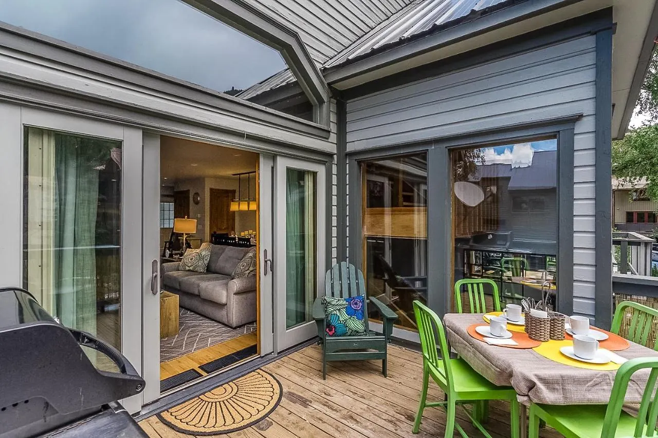 The Tomboy Townhome Holiday home