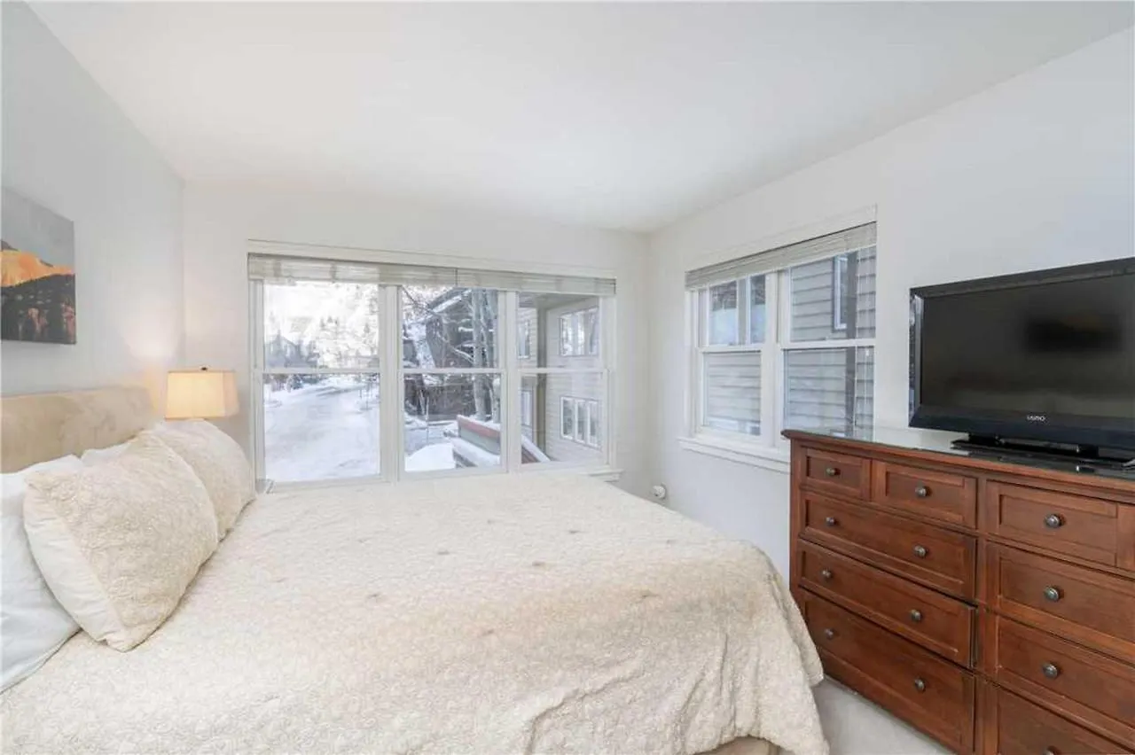 Etta Place By Alpine * Telluride