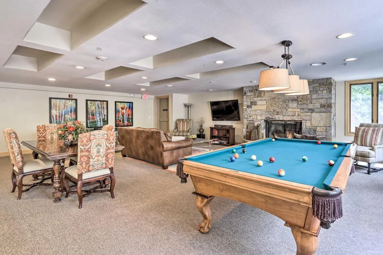 Luxurious Ski-inandski-out Penthouse! Apartment