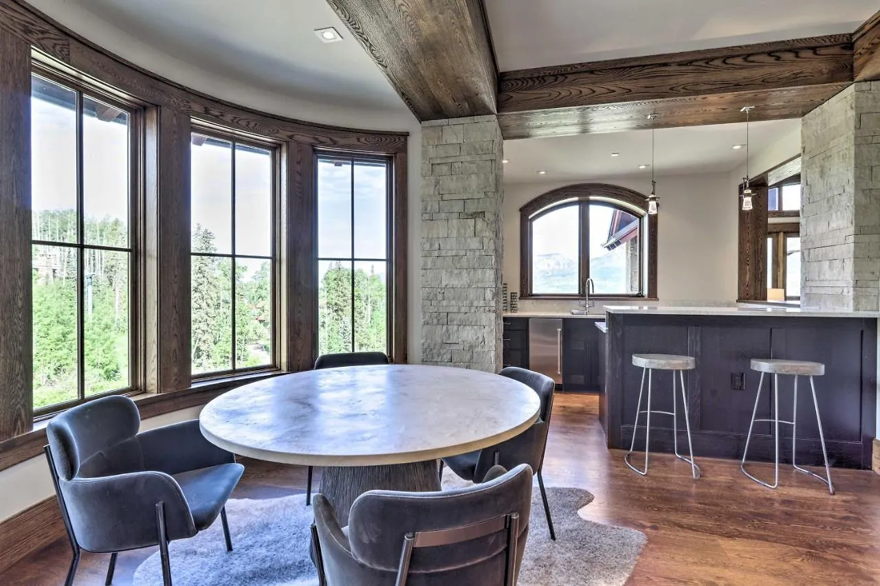 Apartment Luxurious Ski-inandski-out Penthouse! Telluride
