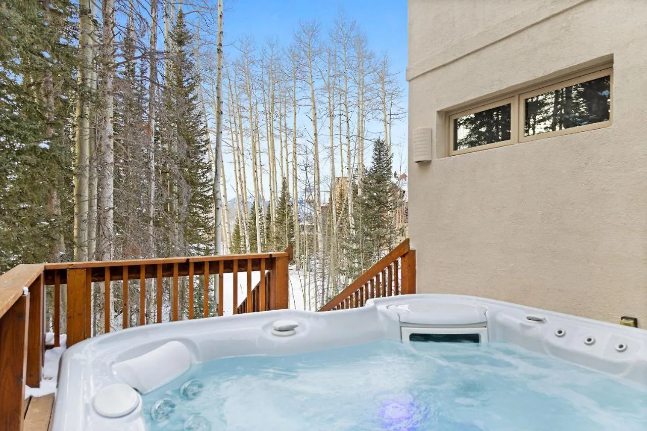 Holiday home Benchmark 244 - Vista