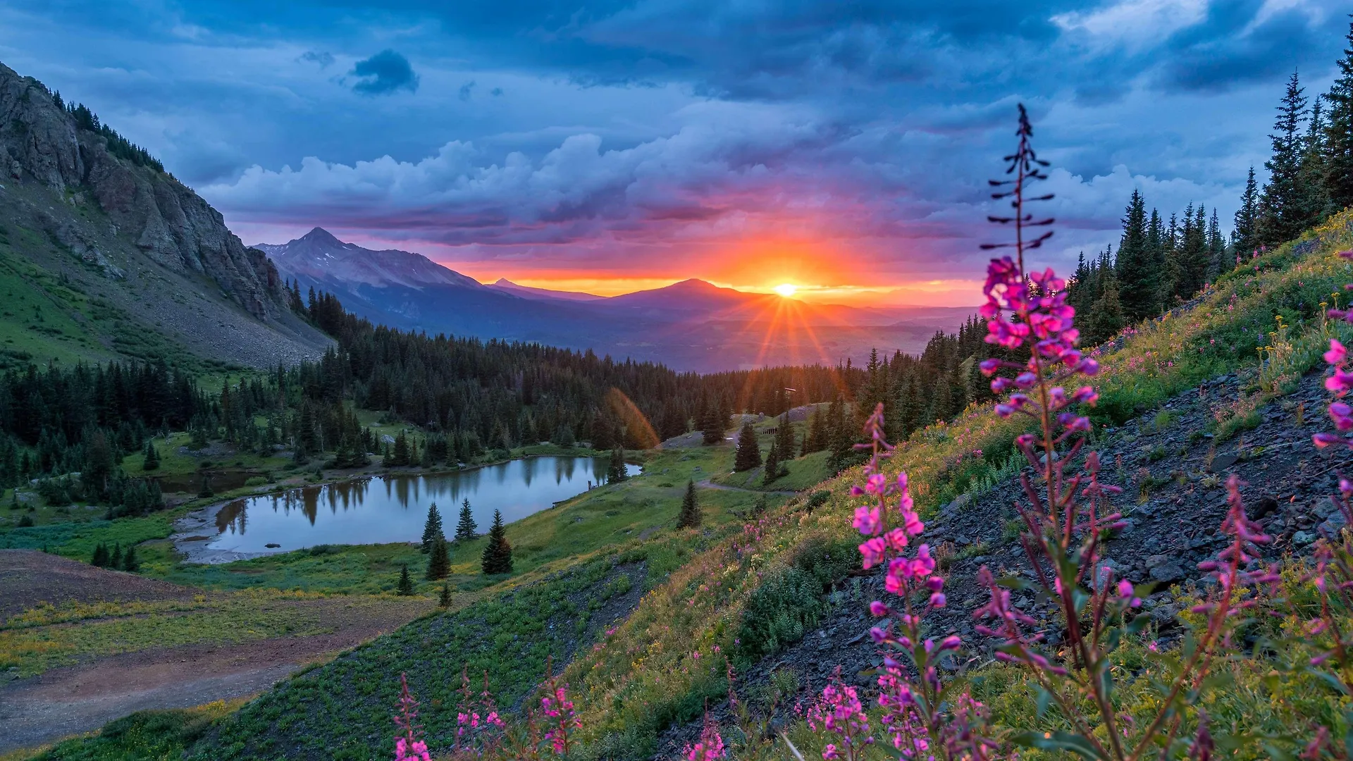 Fairmont Heritage Place, Franz Klammer * Telluride