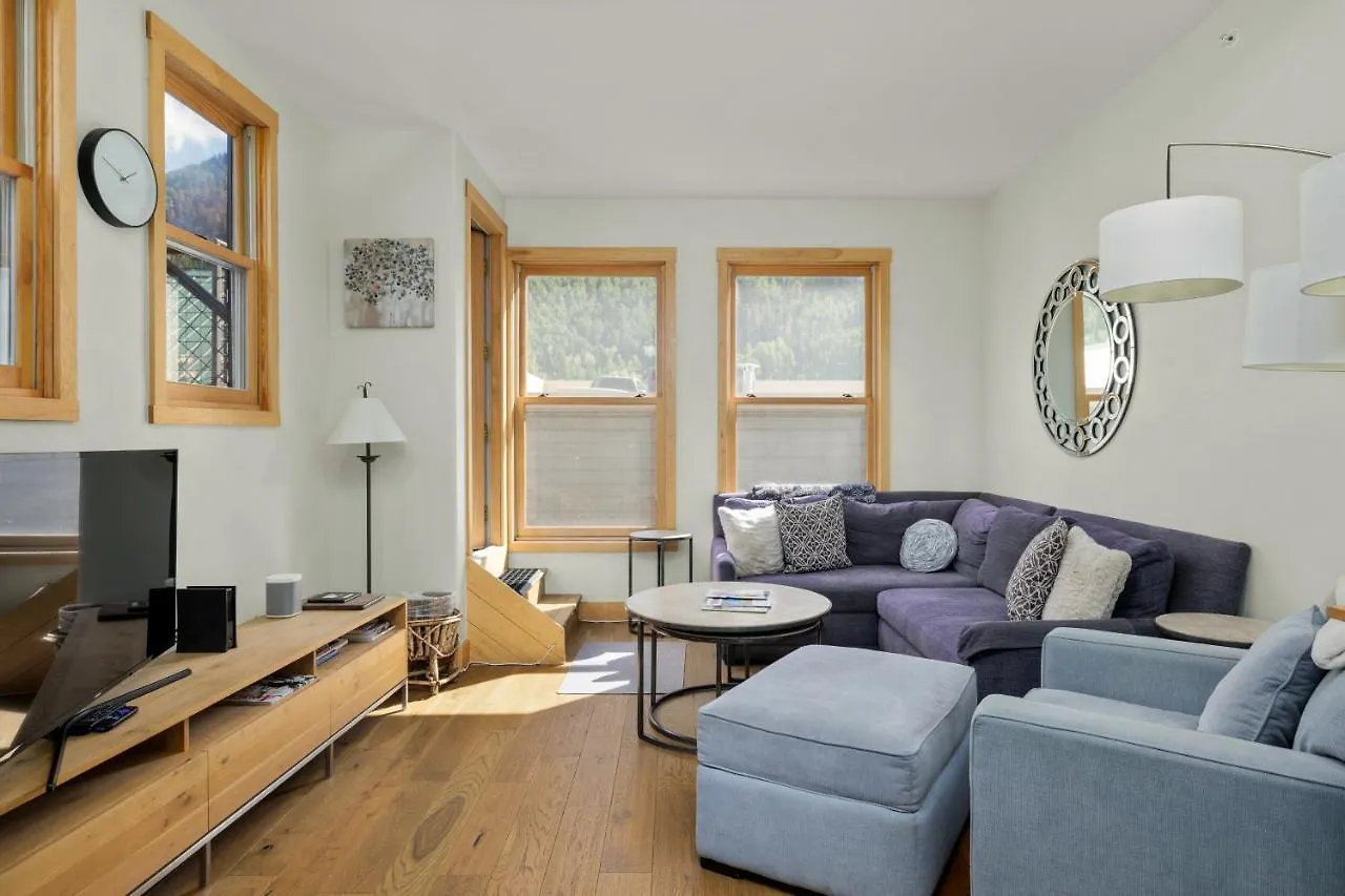 Livery 2c Apartment