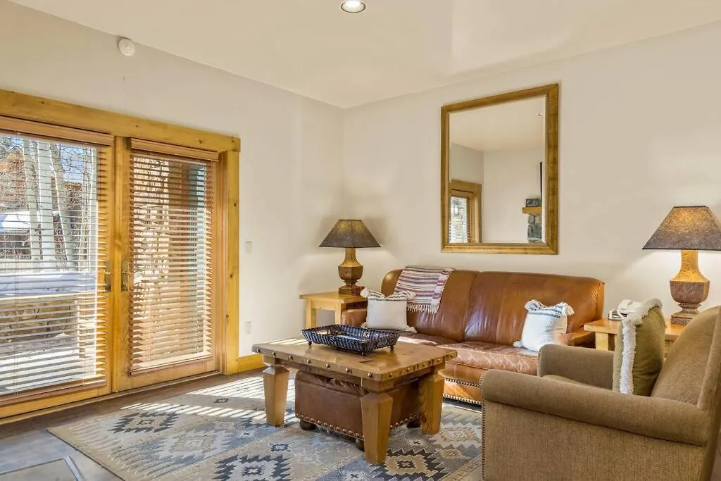 Blue Collar Boutique: Affordable Adventure Aparthotel Telluride