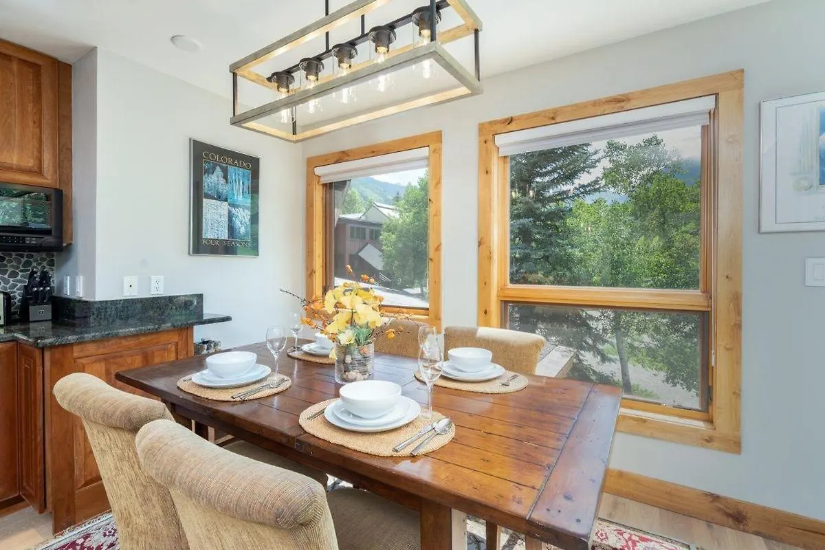 Apartment True In Out - Sun-drenched, Floor - Ajax Views, Deck, Garage Parking Telluride