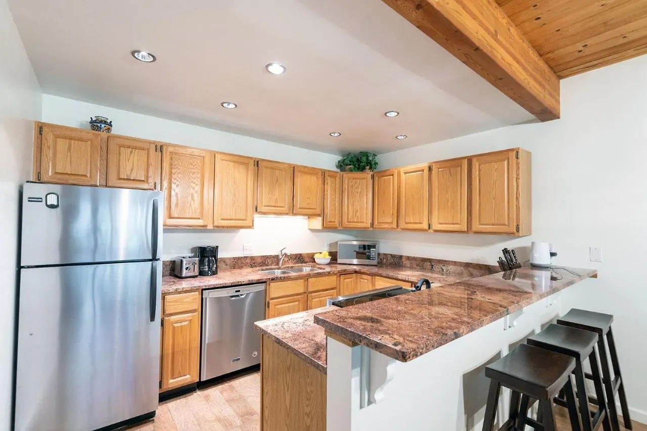 Riverside Dream! Quiet Spot W Deck, 5 Min Walk To Gondola & Main St, * Telluride