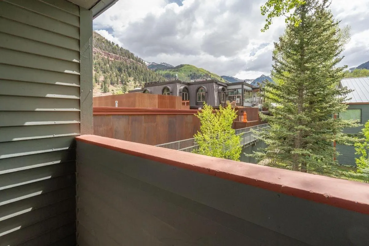 Space For All! Close To Lift 7, Fireplace, Hot Tub Apartment