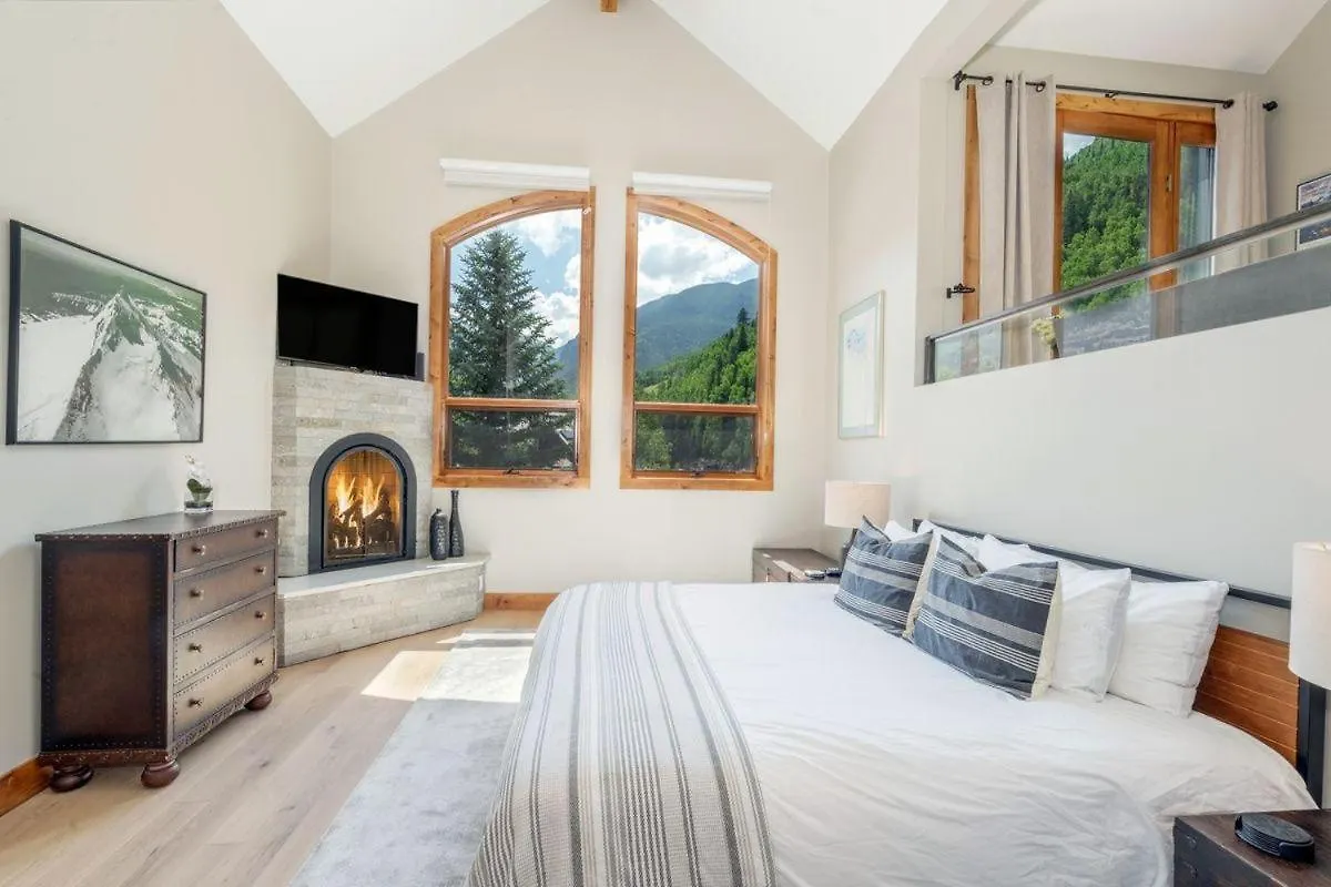 True In Out - Sun-drenched, Floor - Ajax Views, Deck, Garage Parking * Telluride