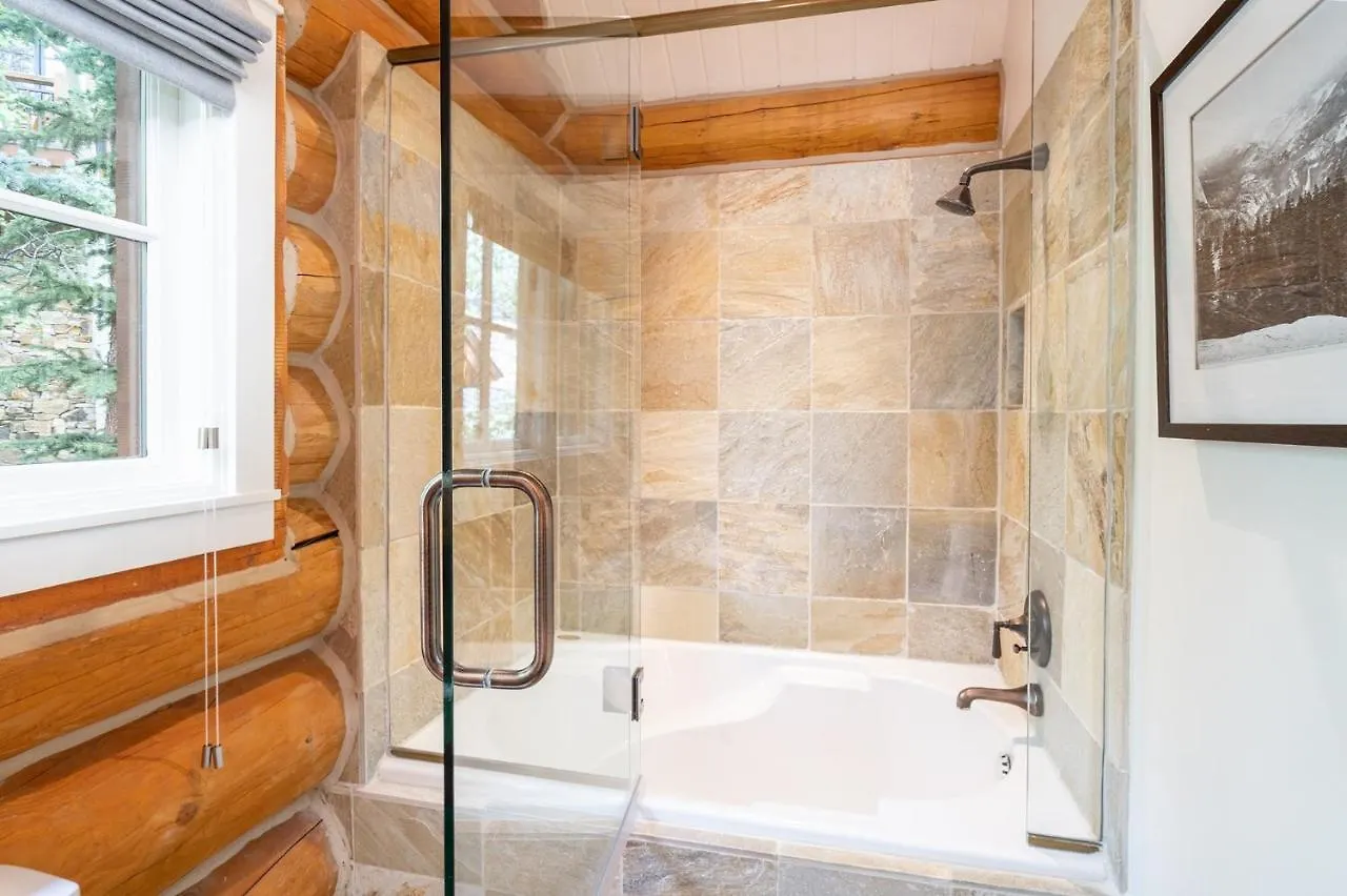 New! Chic European Style Cabin, Short Walk To Holiday home Telluride