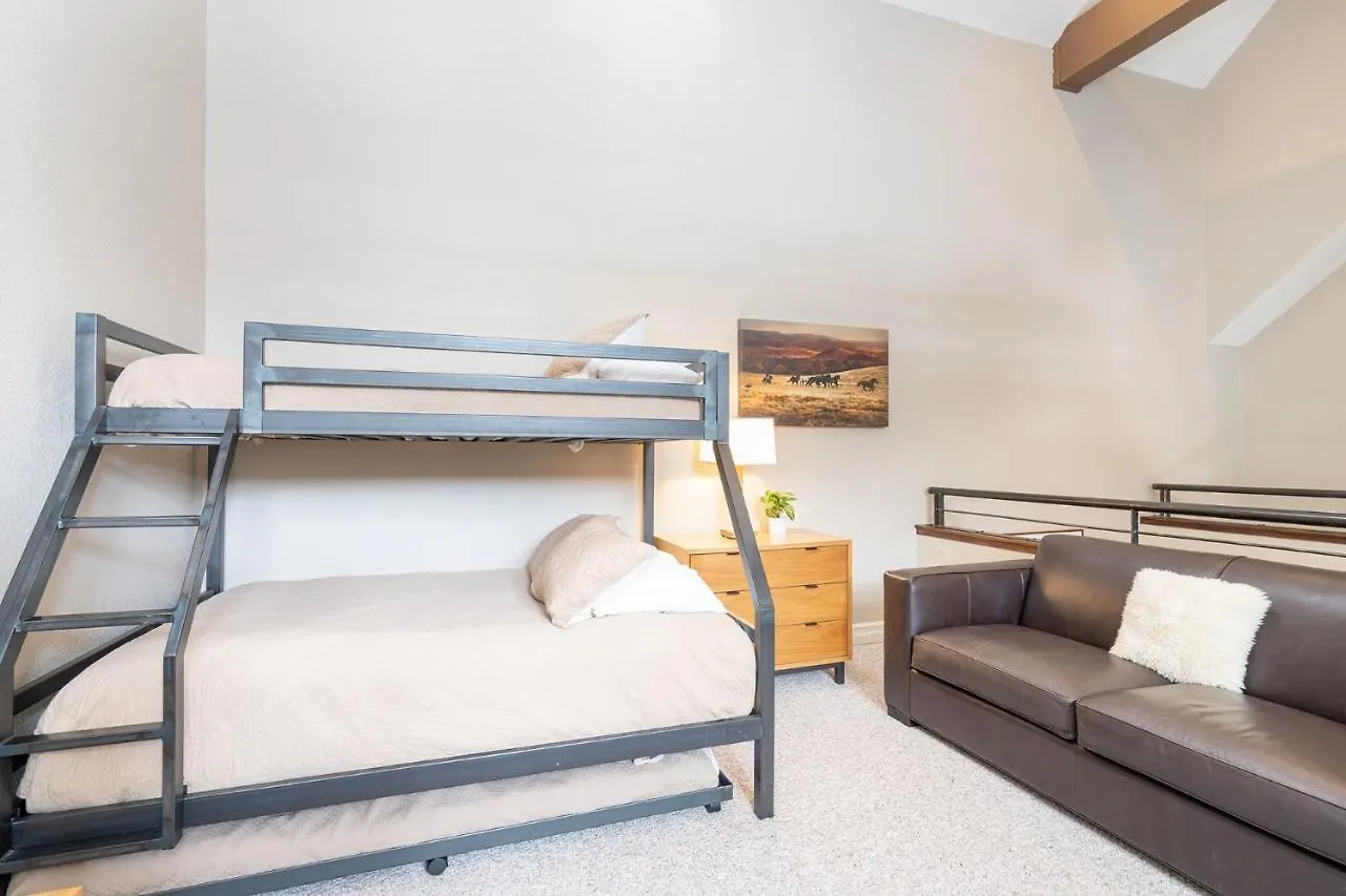 Slopeside Paradise Penthouse At Lift 7, Views, Fireplace, Deck, Hot Tub Telluride