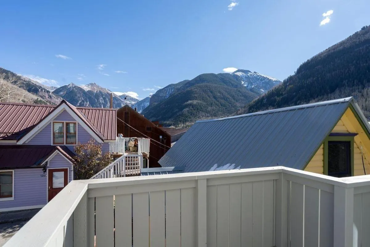 Apartment Style & Location! Steps To Gondola, Main Street, River *