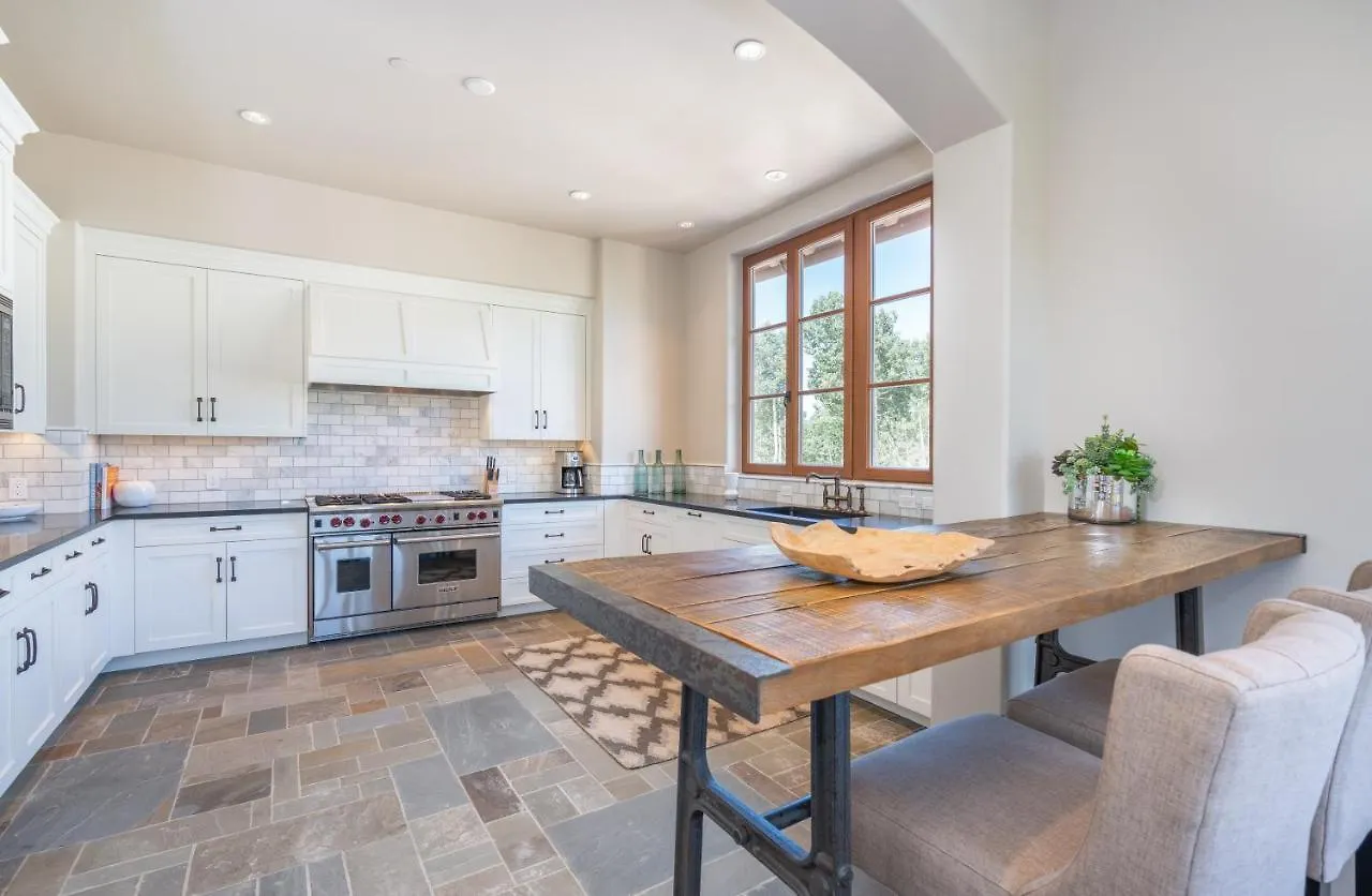 At Cortina Penthouse 10 By Alpine Apartment
