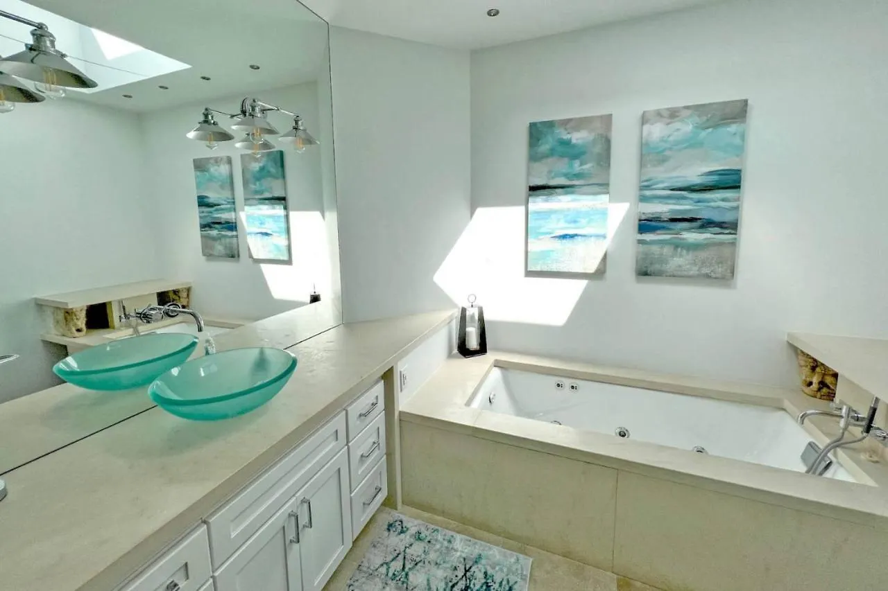 Wintercrown 301 Holiday home