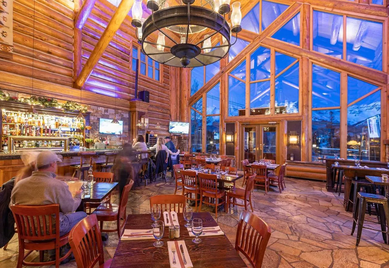 Holiday home 2br Mountain Luxury Skiin Out Amenities *