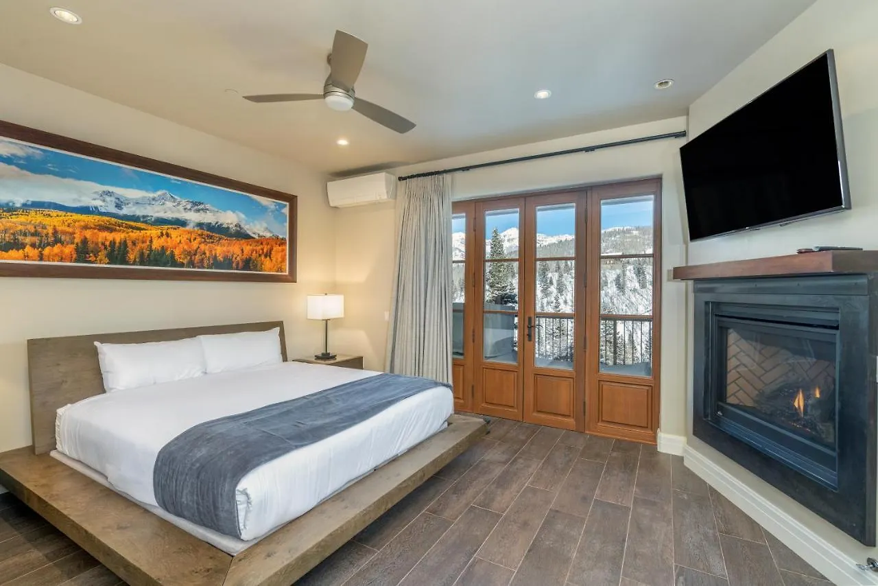At Cortina Penthouse 11 By Alpine Apartment *