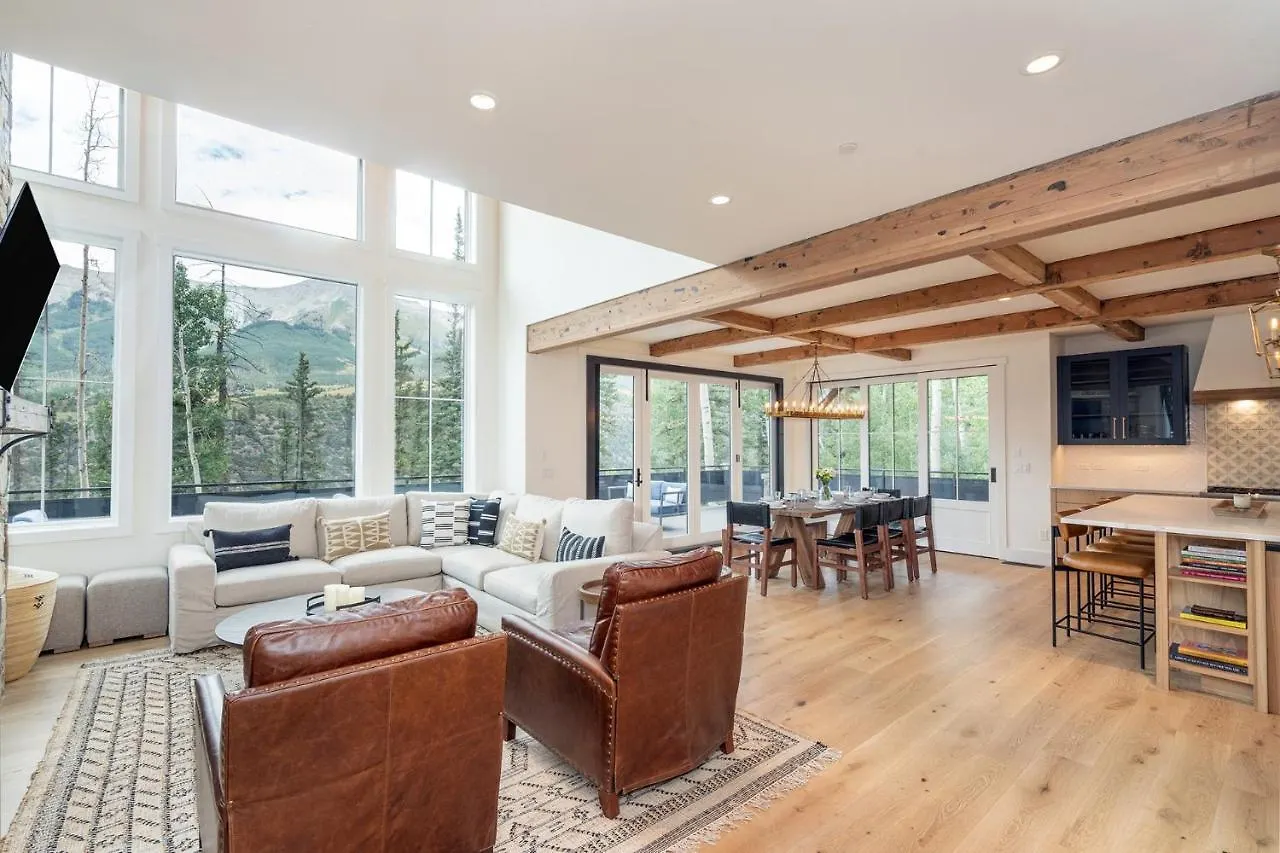 Overlook House Holiday home *
