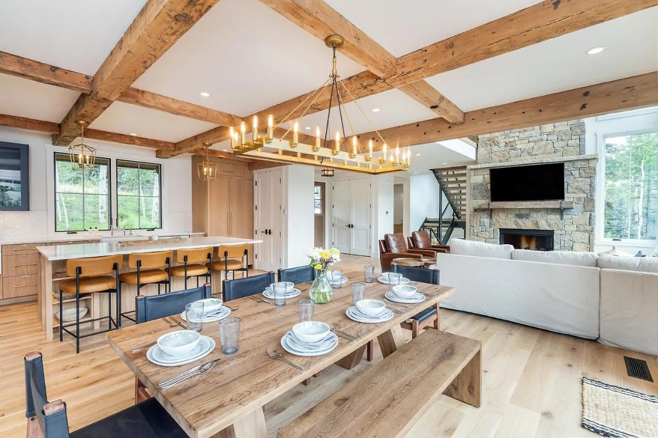 Holiday home Overlook House *