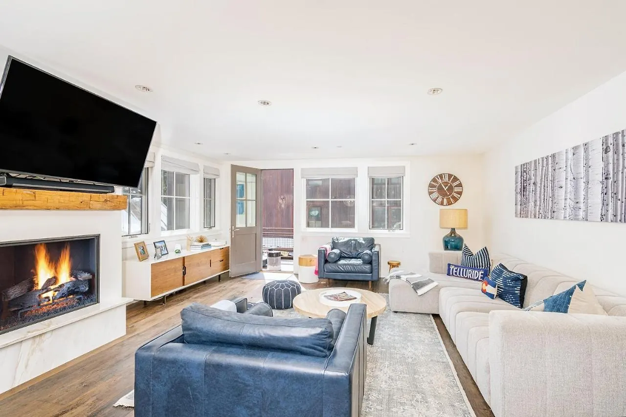 Holiday home 330 W Pacific B Townhouse