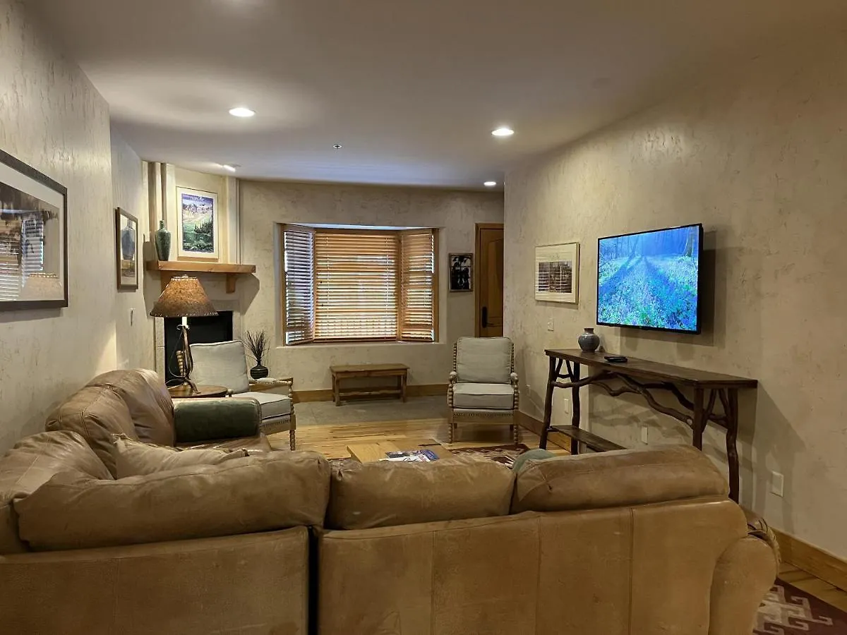 Bear Creek 107a By Alpine Apartment