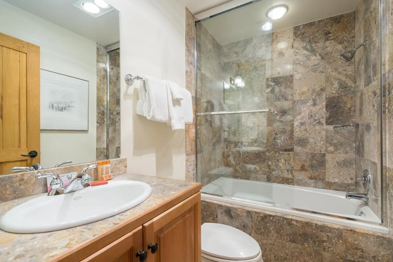 Bear Creek 409 By Alpine