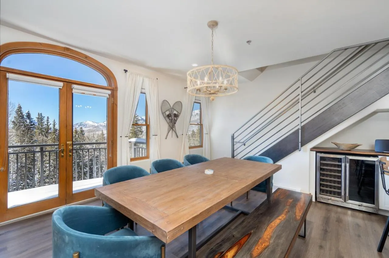 Bear Creek 408 By Alpine *