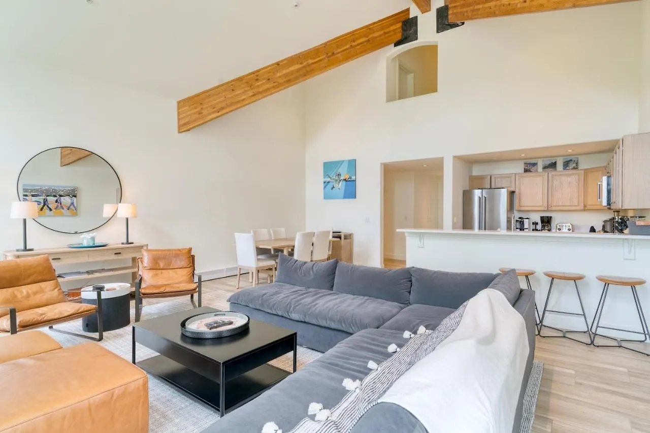 Emerald Elk At Village Creek By Avantstay Close To Slopes Village W Views Holiday home
