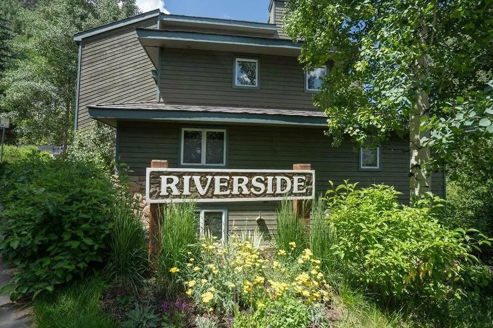 Riverside A03
