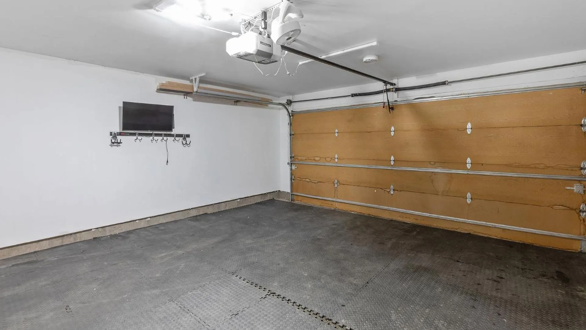 Northstar 6 Apartment