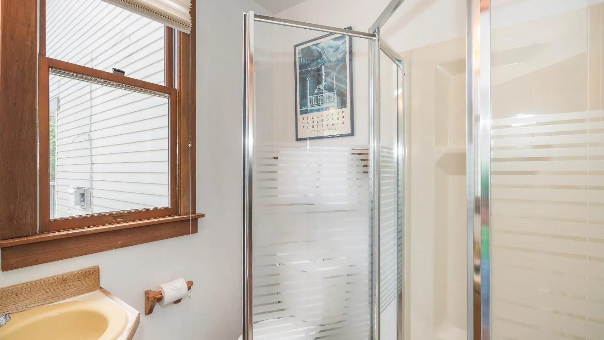 Classic Condo, Steps To Chair 7 And On Shuttle Route Holiday home *