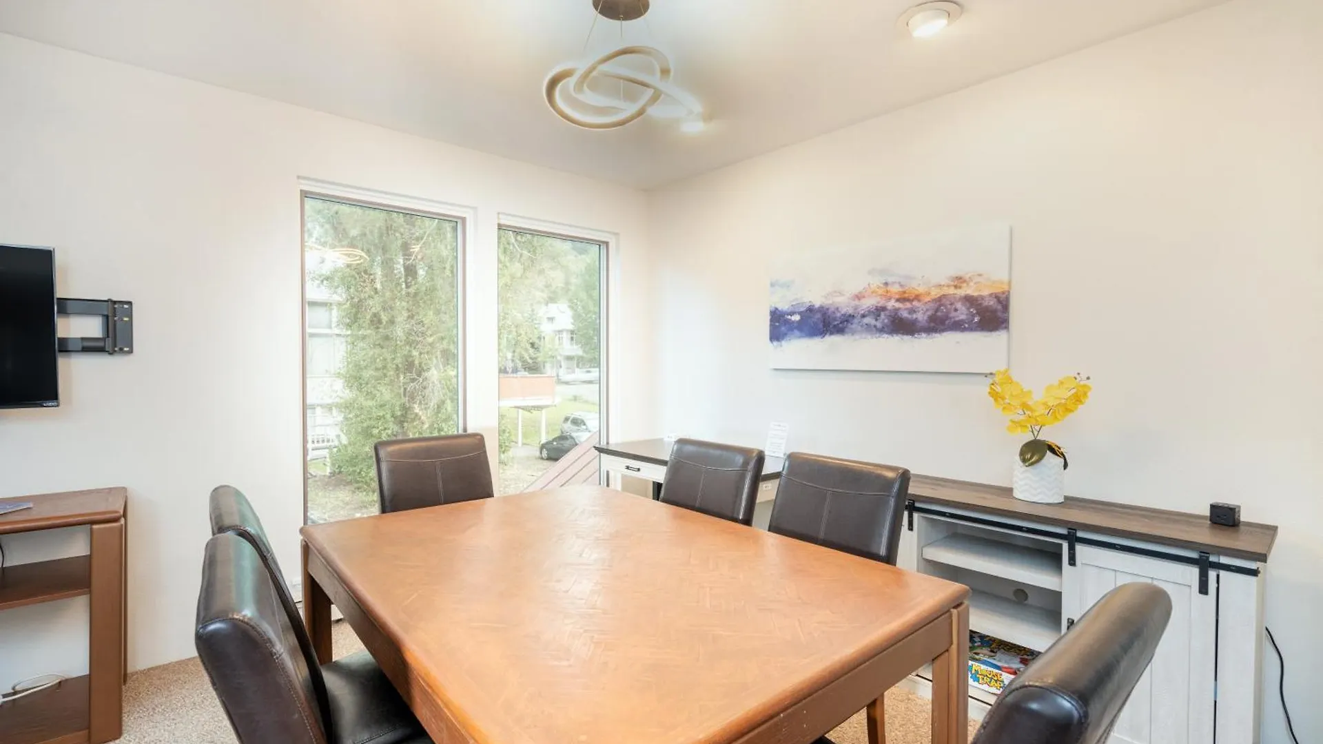 South Facing Close To Access, Groceries, Shops And Restaurants Holiday home