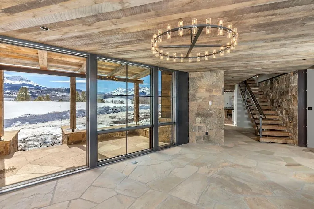 Silverpick Ranch - Adventure & Luxury In *