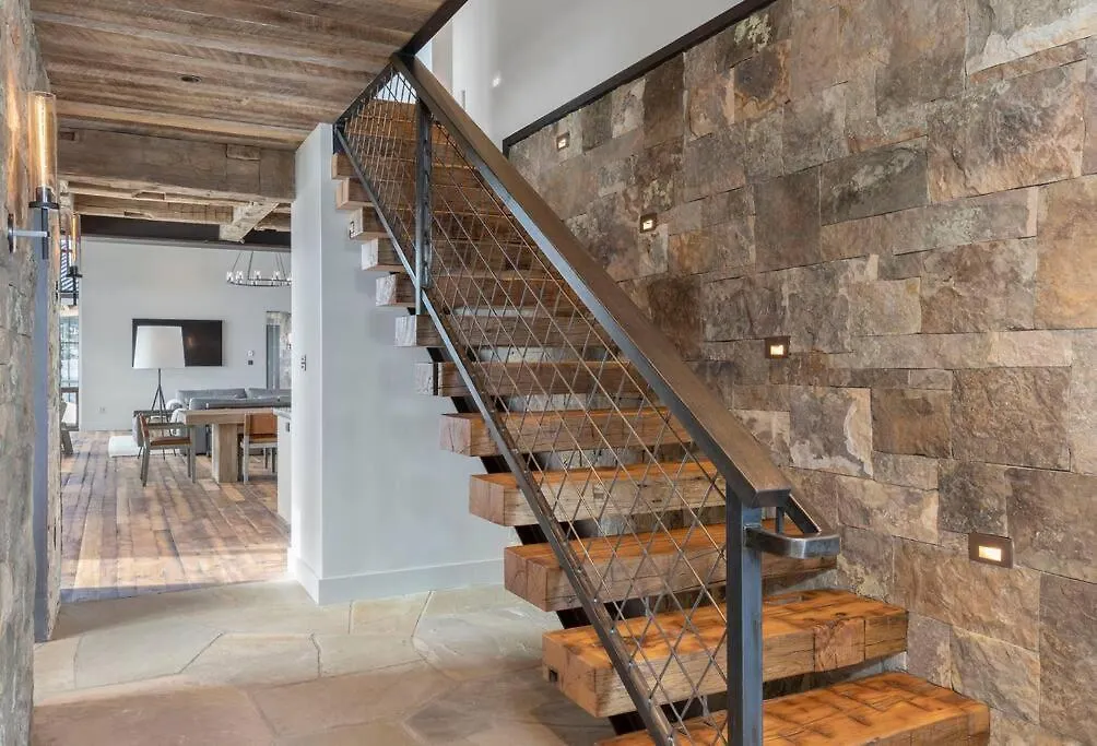 Silverpick Ranch - Adventure & Luxury In