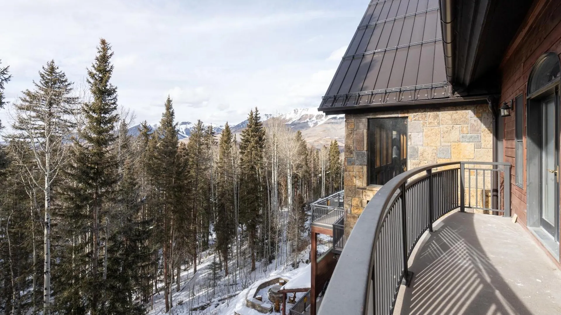 Bear Creek 406 By Alpine *