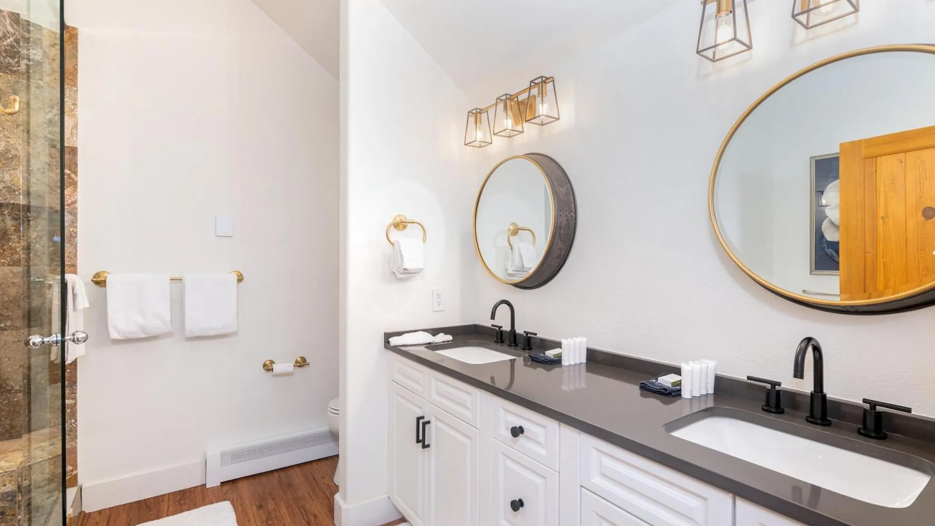 Bear Creek 406 By Alpine *