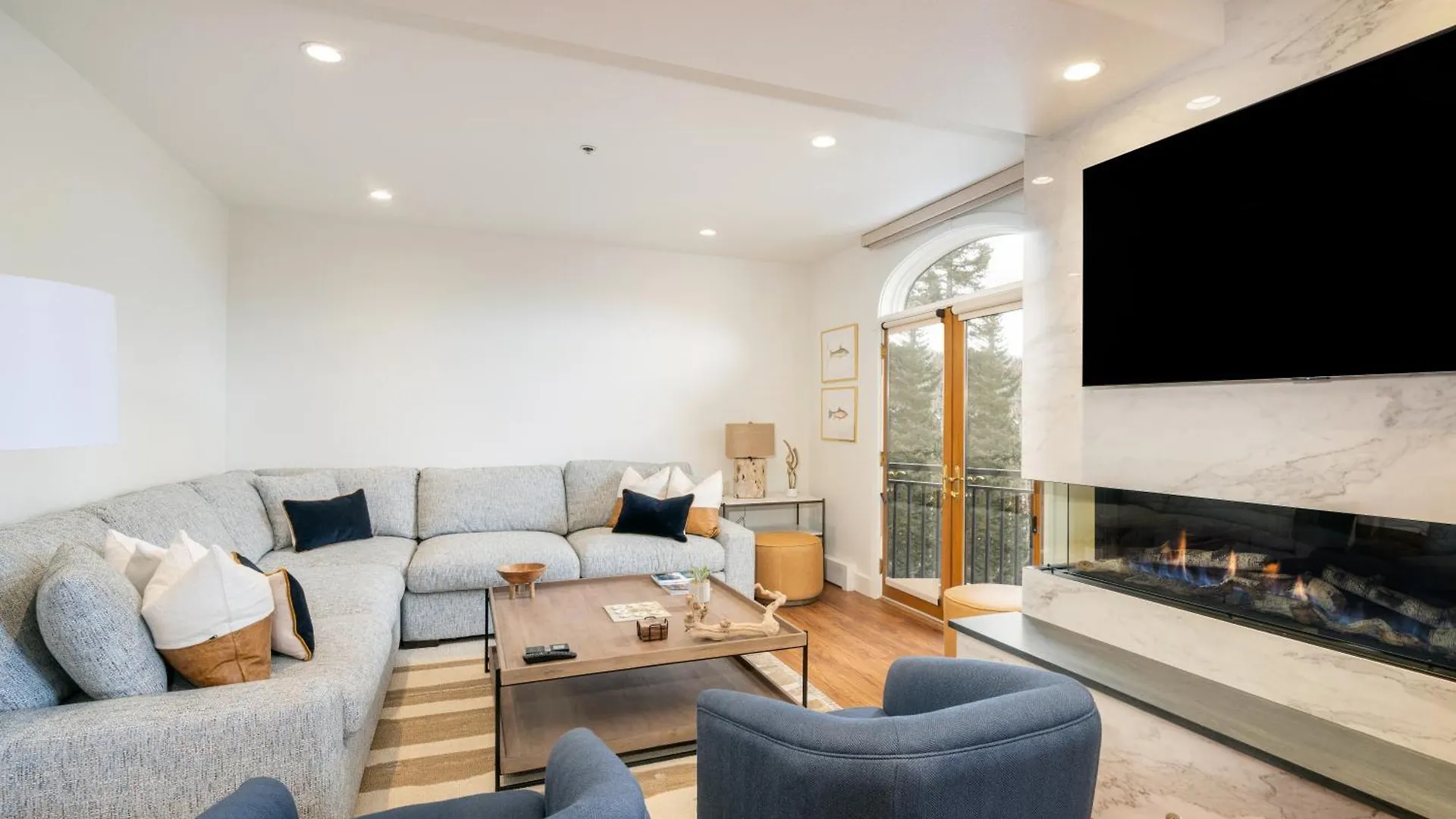 Bear Creek 406 By Alpine