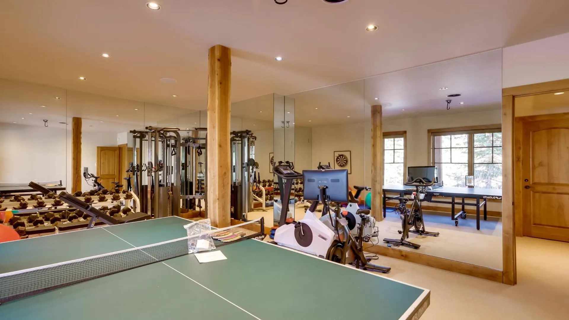 Mountain Village Marvel With Hot Tub And Gym! Holiday home *