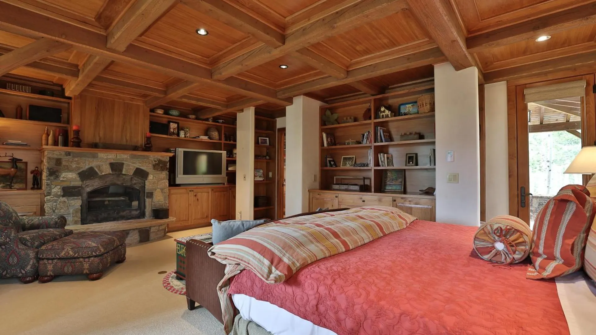 Mountain Village Marvel With Hot Tub And Gym! *