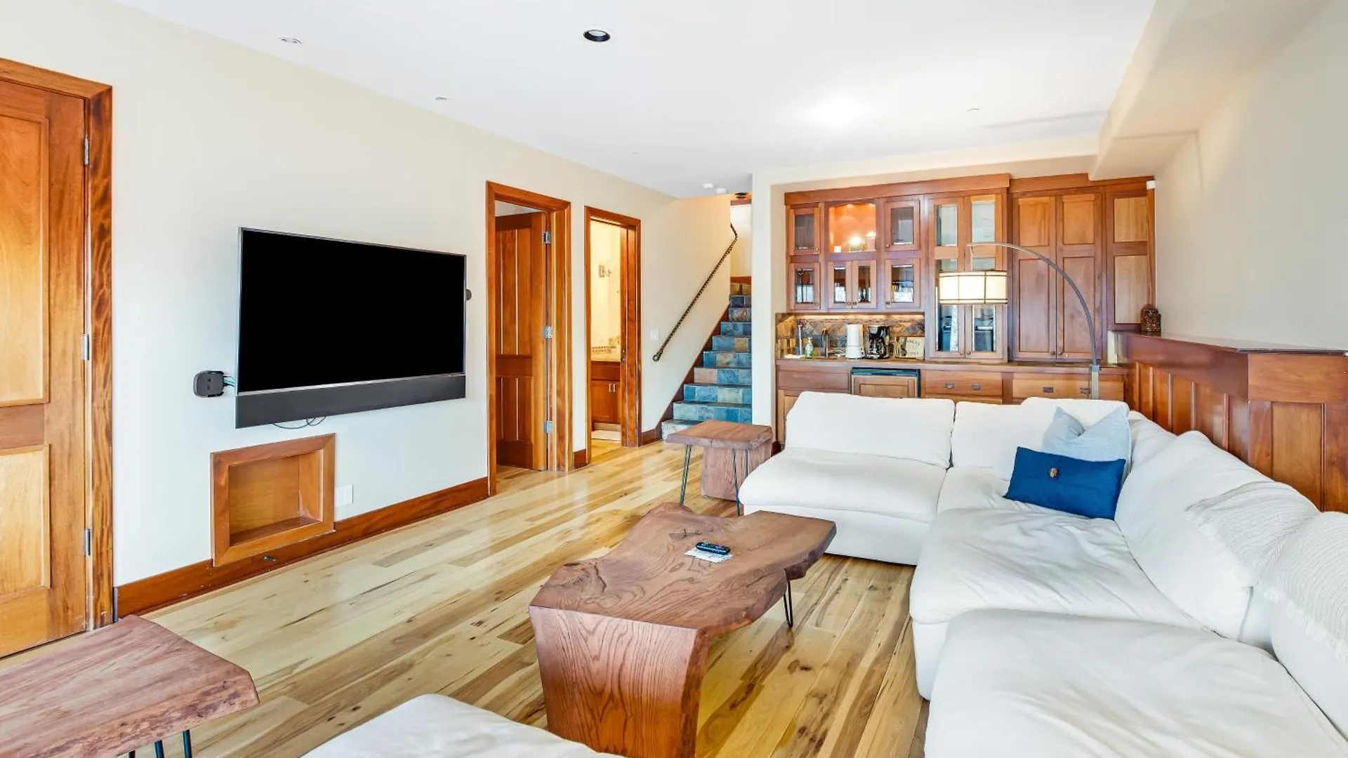 Apartment Crystal View