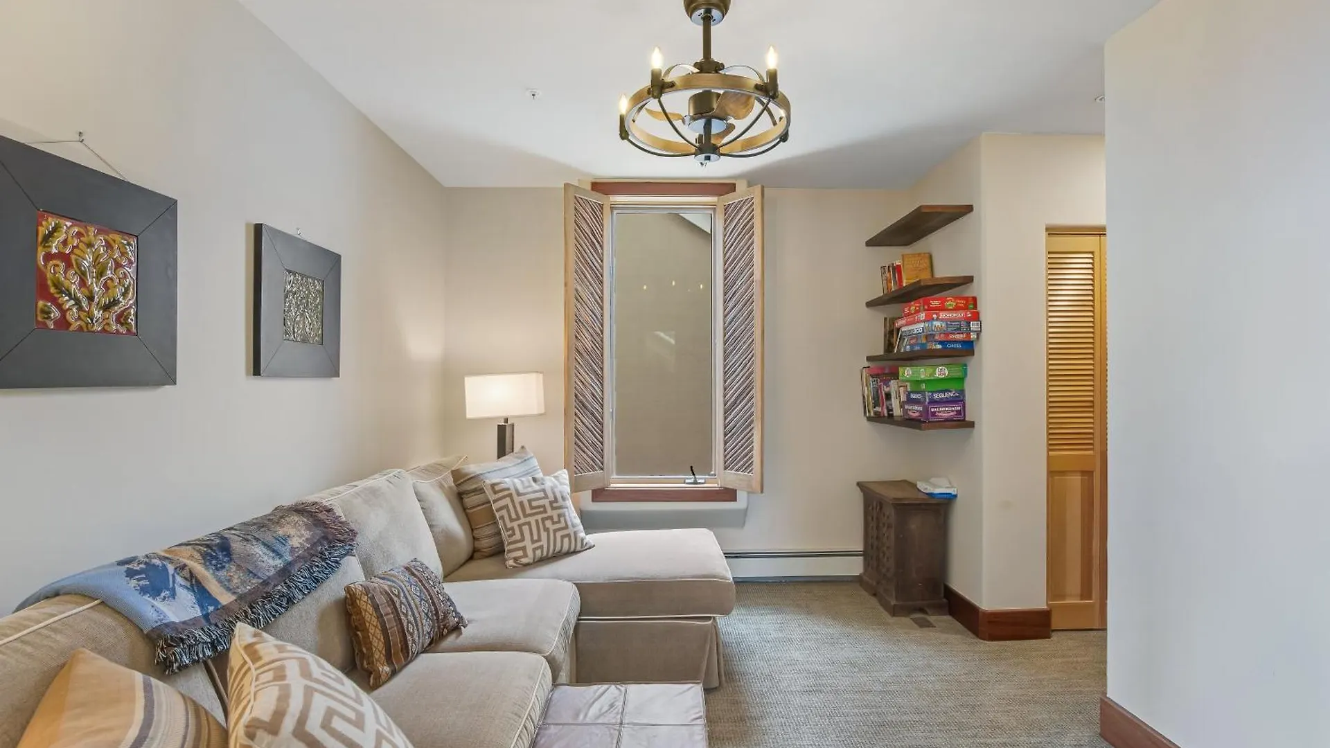Apartment Crystal View